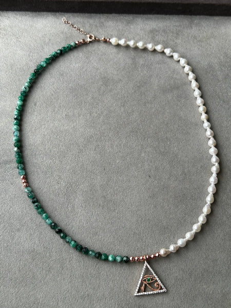 Green & Pearl Horus Kolye