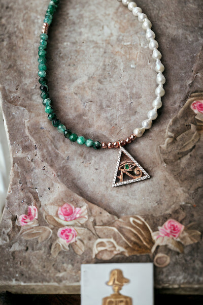 Green & Pearl Horus Kolye