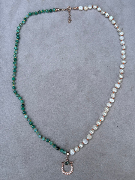 Pearly Lotus Kolye