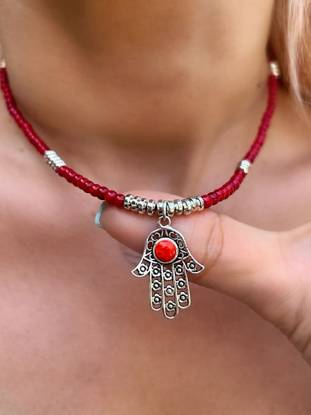 Mercan Hamsa Kolye