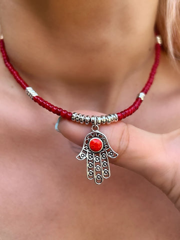 Mercan Hamsa Kolye