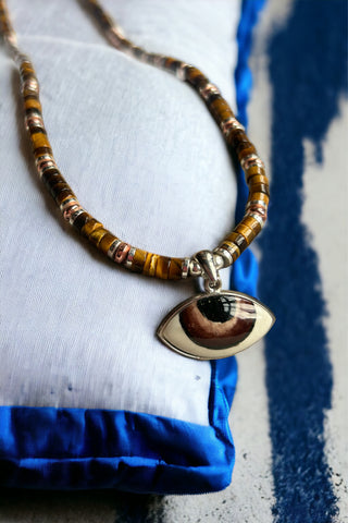 Brown Eye Kolye