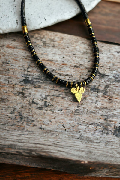 Royal Black Kolye