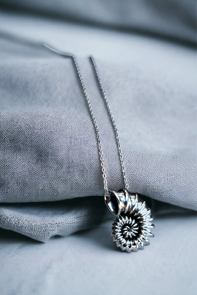 Sea Shell Kolye