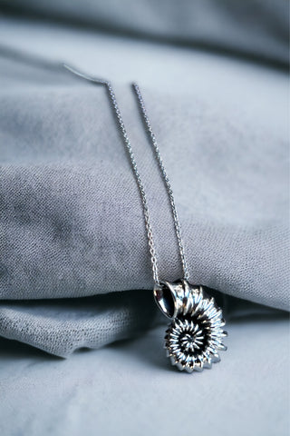 Sea Shell Kolye