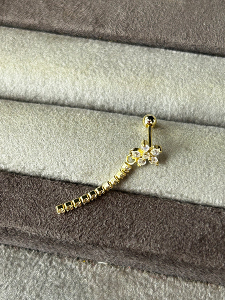 Taşlı Tragus Piercing