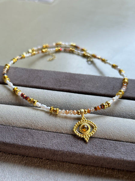 Kristal Mini Sembol Kolye