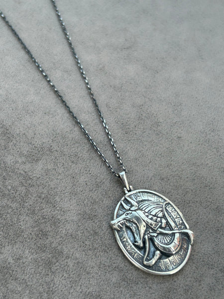 Anubis Kolye