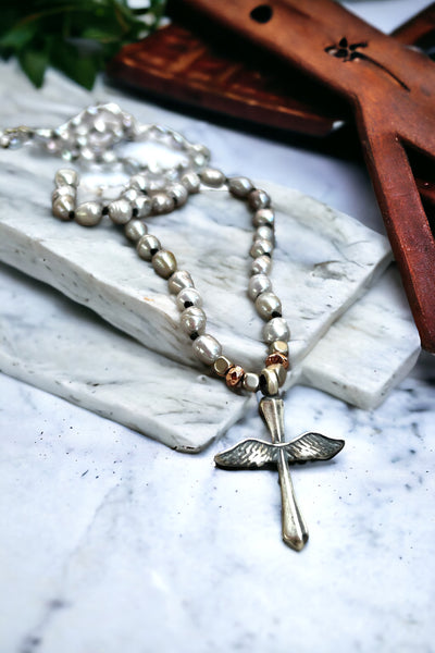 Pearly Cross Angel Kolye