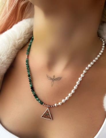 Green & Pearl Horus Kolye