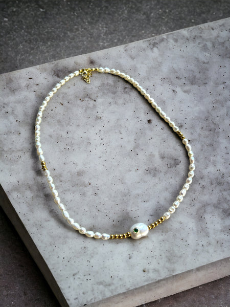 Green Dot Pearl Kolye