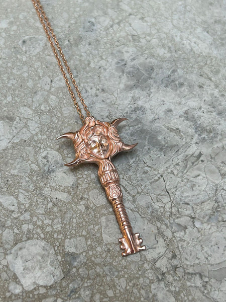 Hecate’s Key Kolye