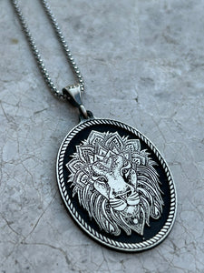 Mandala Lion Kolye