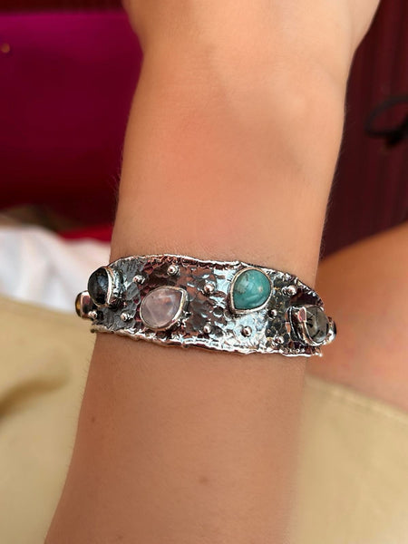 Stony Wonderland Kelepçe