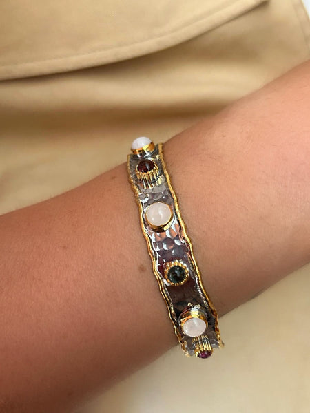 Stony Wonderland Kelepçe