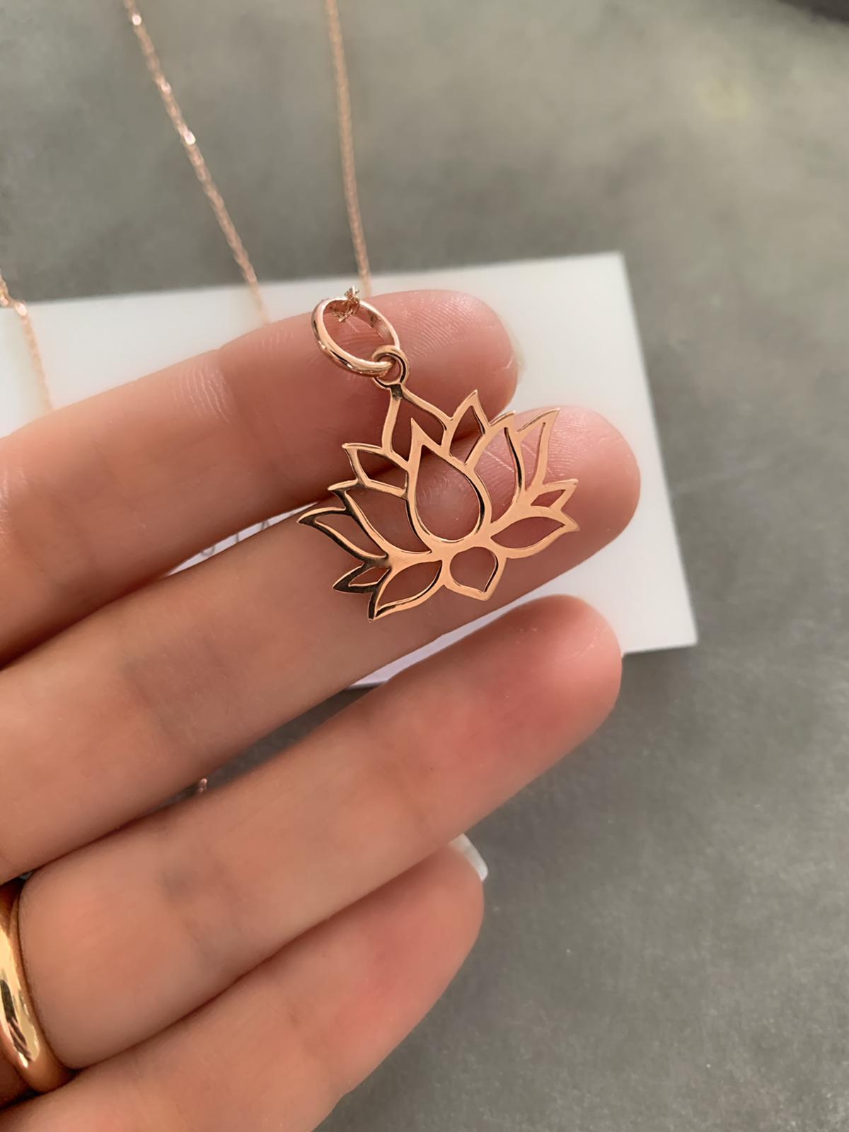 Mini Lotus Kolye