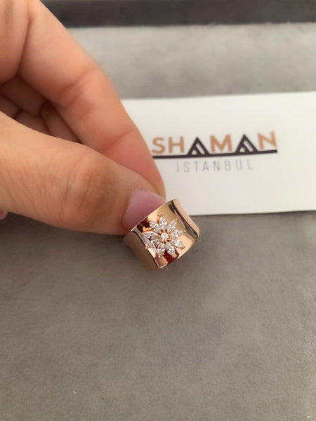 Shiny Flower Yüzük