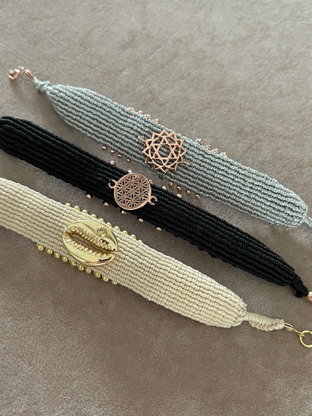 Figürlü Makrome Bileklik