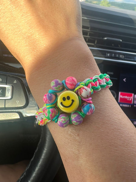 Hippie Smiley Bileklik