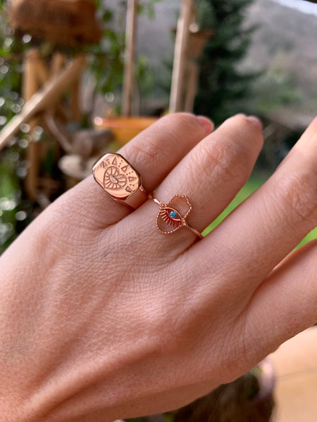 Göz ve Kalp Detaylı Şövalye Yüzük