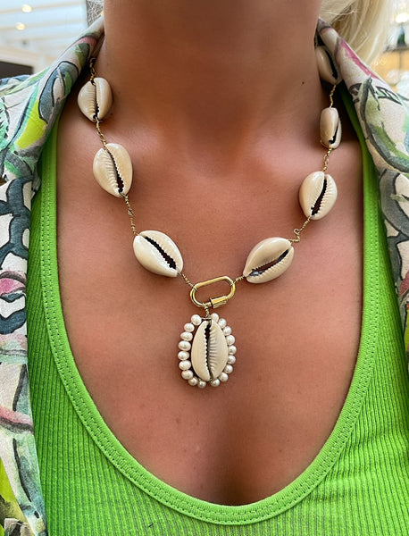 Ibiza Regina Kolye