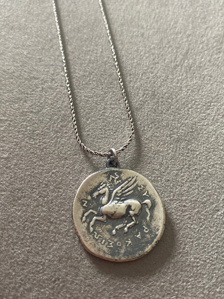 Pegasus Kolye