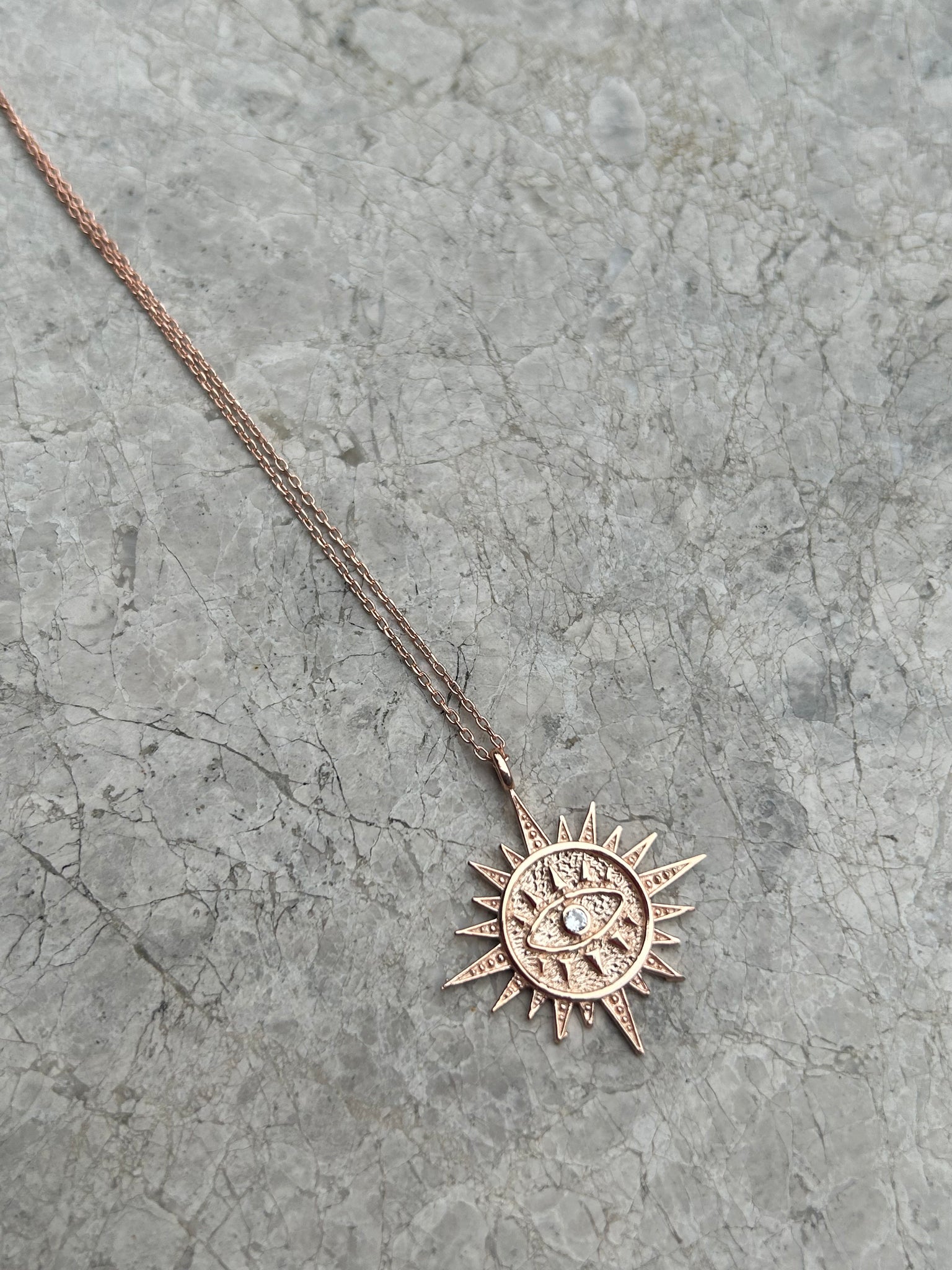 Eye of the Sun Kolye
