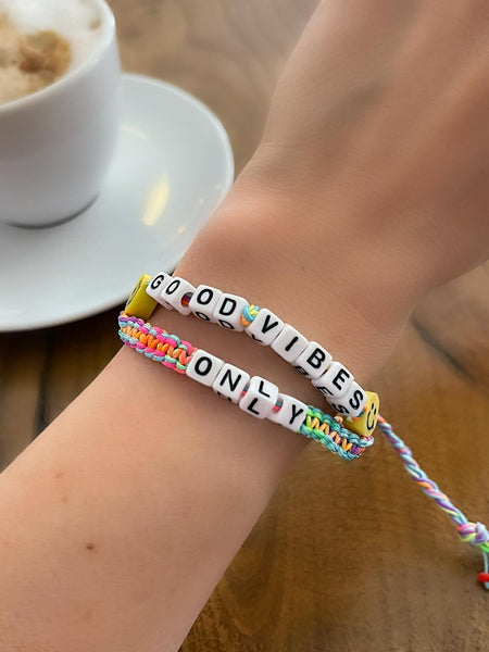 Ibiza Good Vibes Only Bileklik