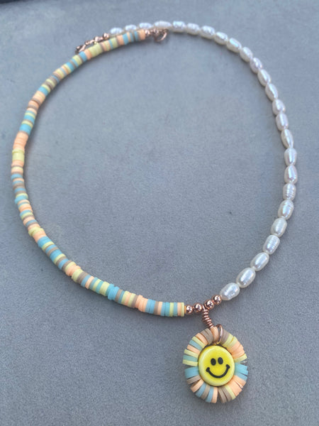 Pastel Smiley Kolye