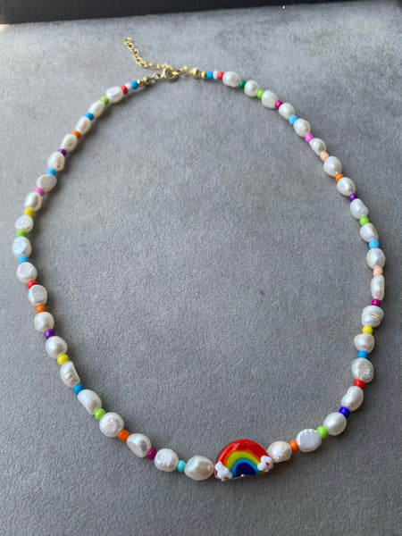 Pearly Rainbow Kolye