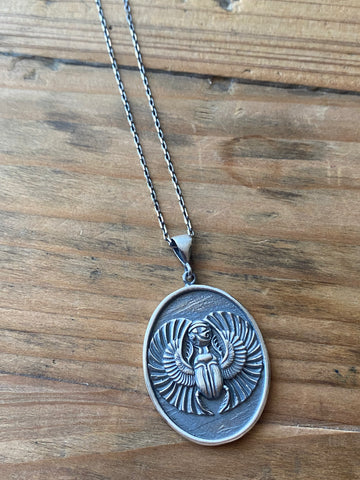 Scarab Kolye