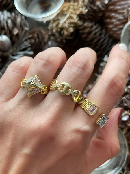 Button Chain Yüzük