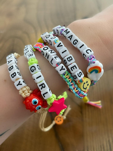 Ibiza Good Vibes Only Bileklik