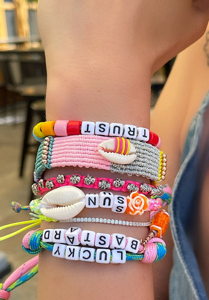 Macaron Shell Makrome Bileklik