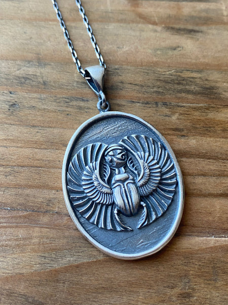 Scarab Kolye