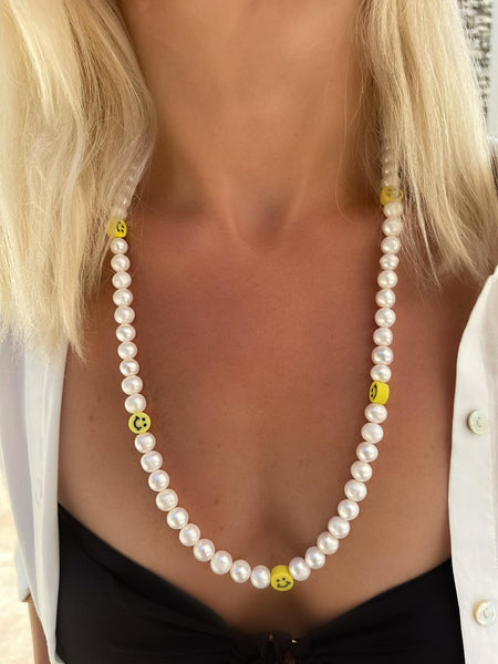 Ibiza Pearly Smiley Kolye
