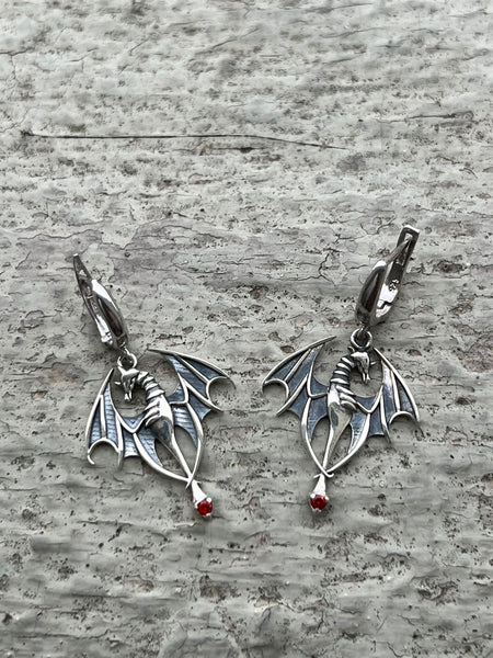 Dragon Küpe