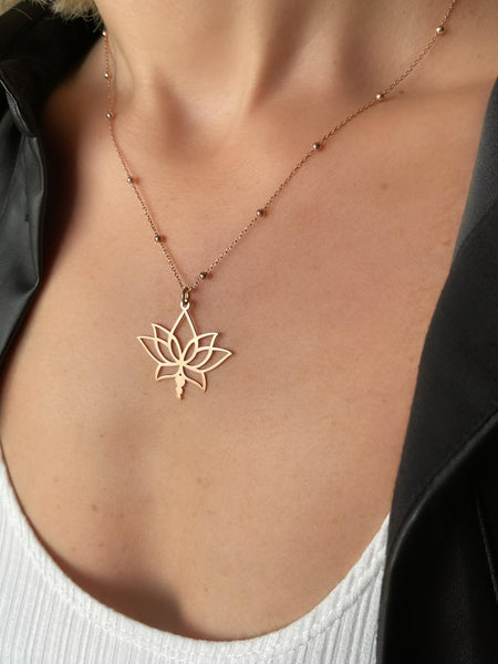 Taç Lotus Kolye