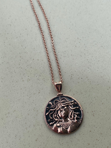 Mini Medusa Kolye